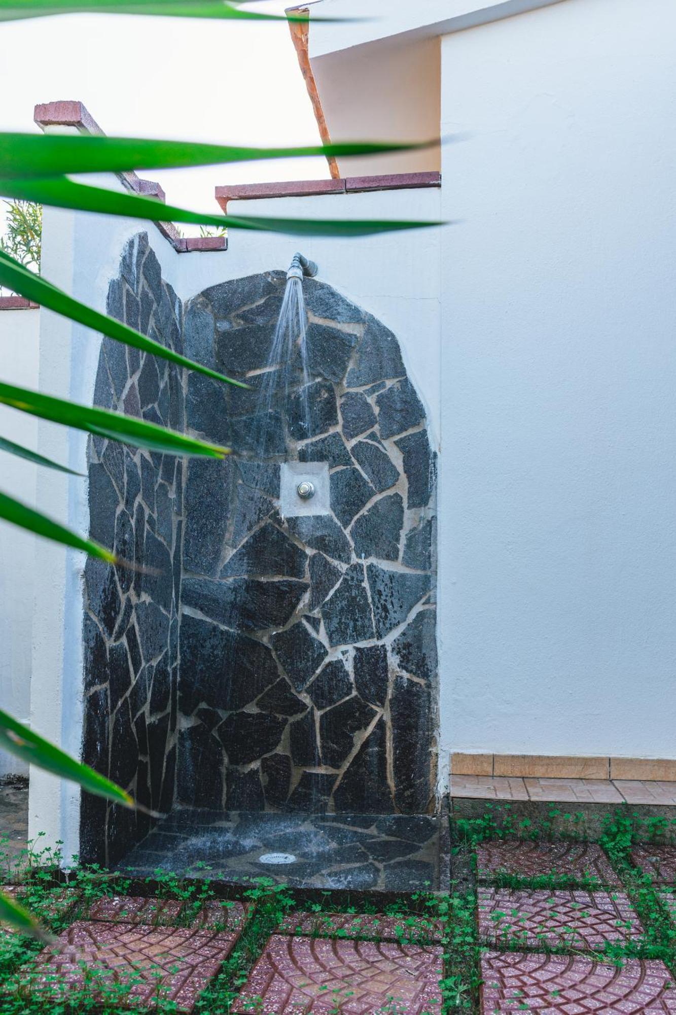 Case Vacanze Il Sogno 2 Porto Pino Luaran gambar