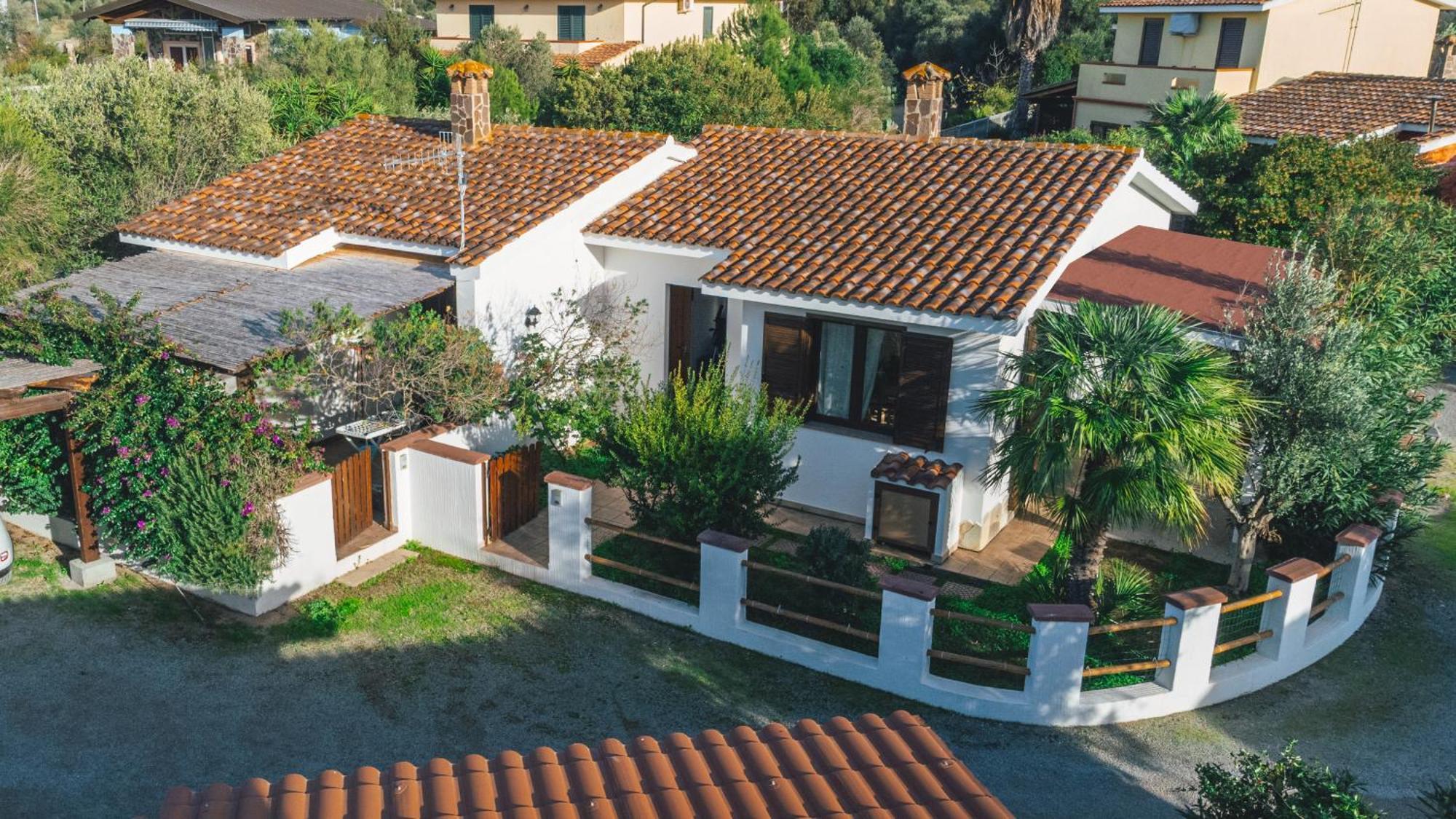 Case Vacanze Il Sogno 2 Porto Pino Bilik gambar