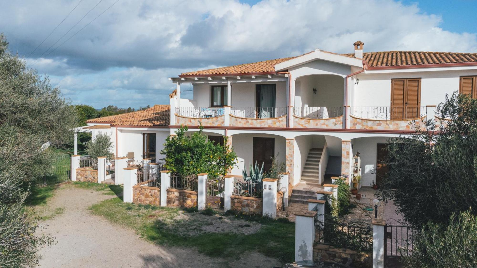 Case Vacanze Il Sogno 2 Porto Pino Bilik gambar